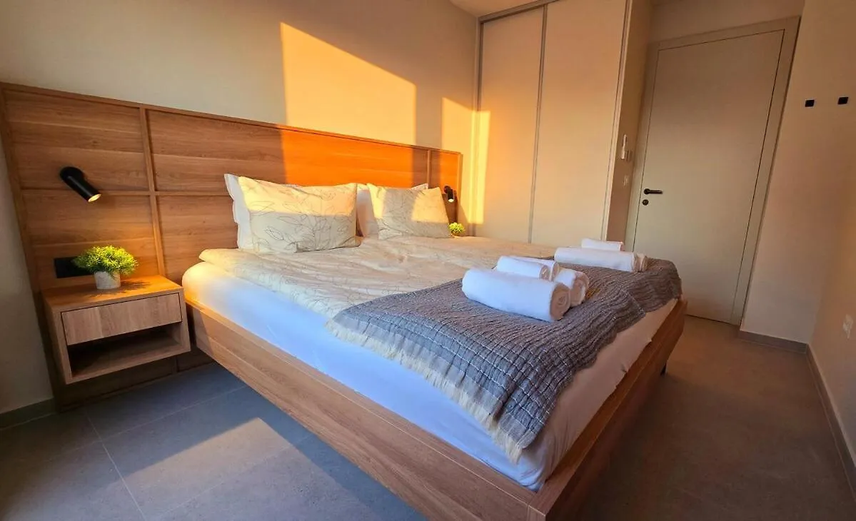 Gorgeous Sunset Villa Walkable To The Sea 0*, Poreč