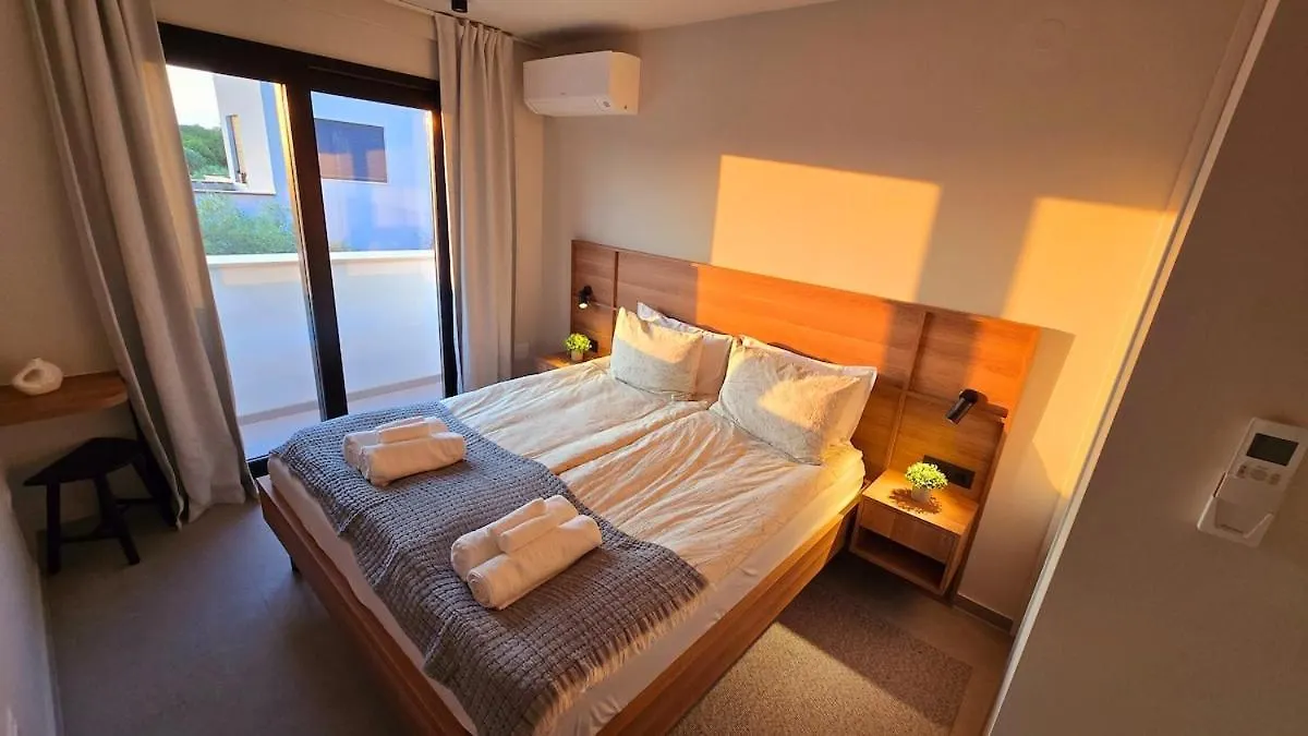 Gorgeous Sunset Villa Walkable To The Sea